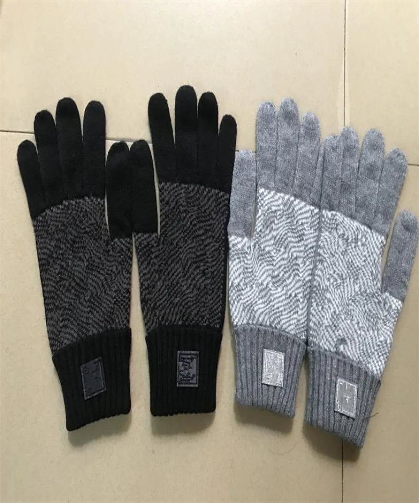Rękawiczki z dzianiny klasyczny designerski solidny kolor europejski i amerykański para mitens zimowa moda pięć palców 2816234