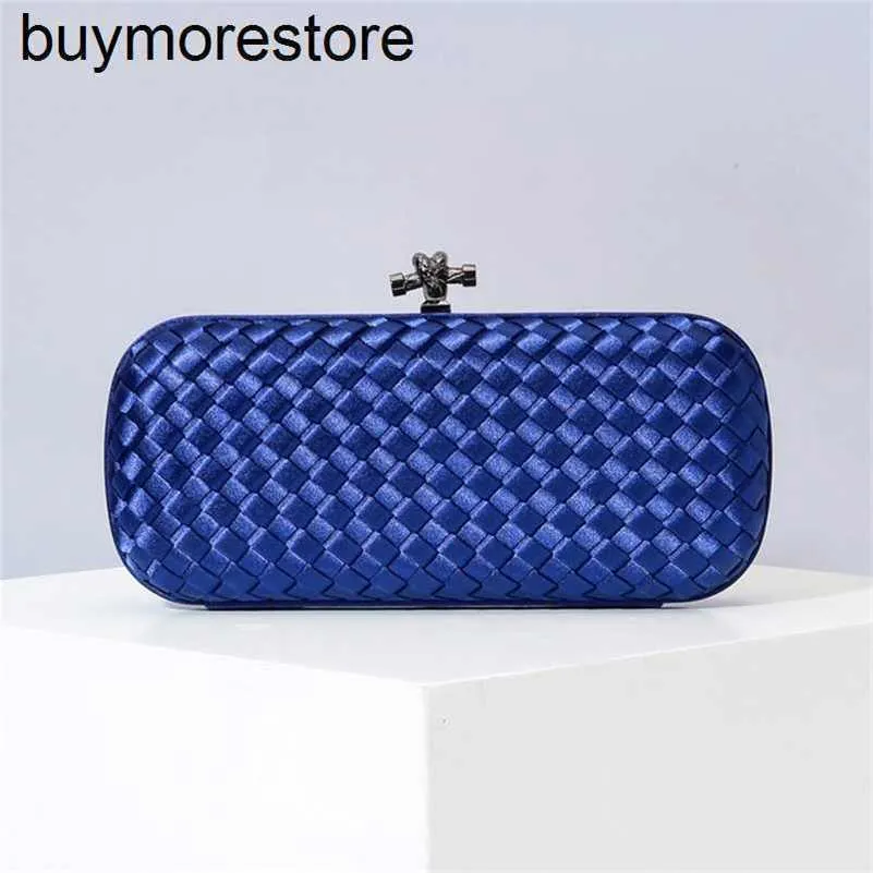 Women Clutchs Bag BottegaaVeneta Dinner Woven Genuine Leather High quality silk handmade woven handbag with diagonal span simple banquet bag small bag 2023 mod