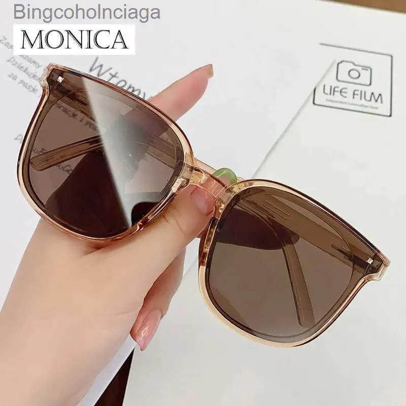 Sunglasses 2023 New Classic Women's Square Sunglasses Fashion Brand Designer Rivet Retro Women Sun Glasses UV400 Vintage Driver EyewearL231225