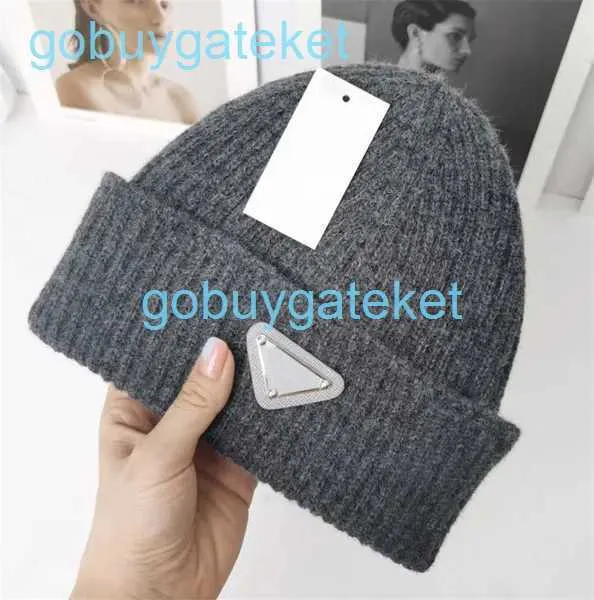 Motorhaube Designer Beanie Casquette Hut Bucket Cap Strick-Mütze Mütze Herbst Herbst Winterkappen Luxury Schädel Casual Hochqualität 3 H452