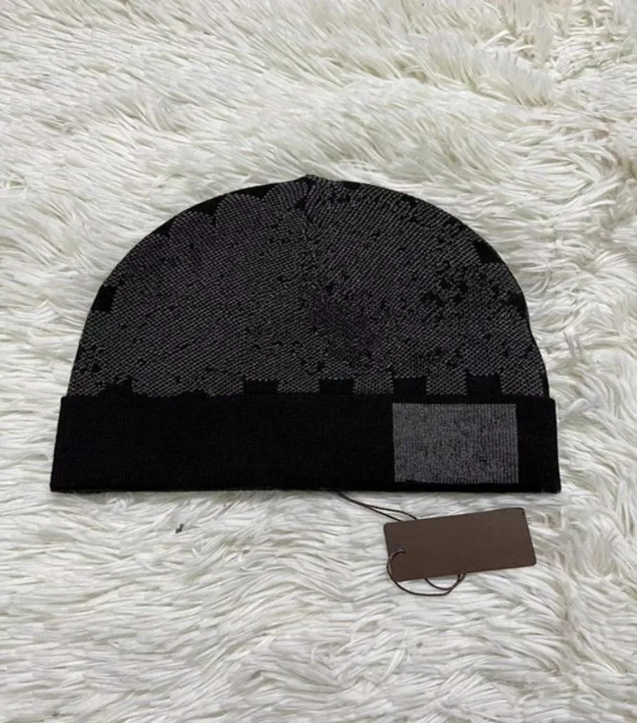 20SS NEW 2022 WHOLL BEANIE WINTER CAPS HATS WOMEN AND MEN BEANIES WITH REAL RACCOON FUR POMPOMS WARE GIRL CAP SNAPBACK PO2005450