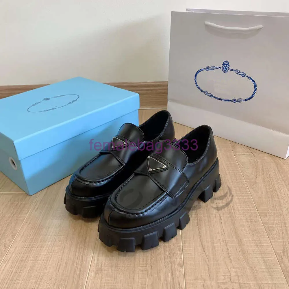 Sapatos de vestido de luxo mocassins marca designer mulheres casuais monolith triângulo preto couro aumento plataforma festa sapato tênis patente fosco social plana treinadores