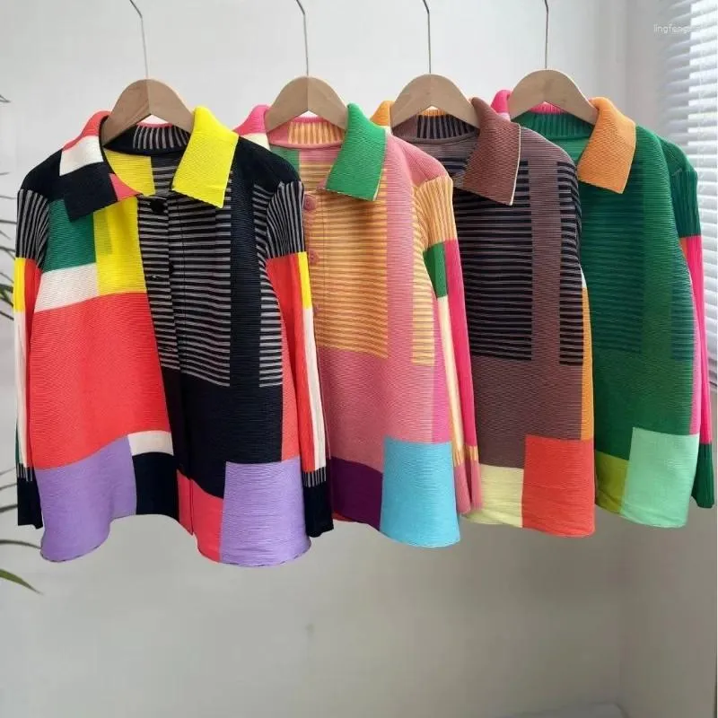 Blouses des femmes miyake plissé de couleur contrastée de couleur géométrique imprimée femme revers à semelles simples à trois quarts