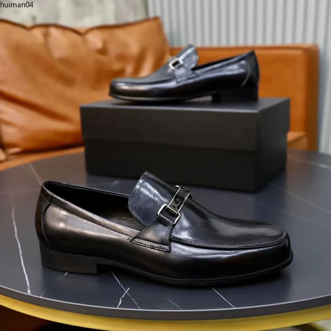2024 Mens Frade Shoes Fashion Slip на брендах-дизайнер Oxfords Business Новые классические кожаные квартиры Мужские костюмы.