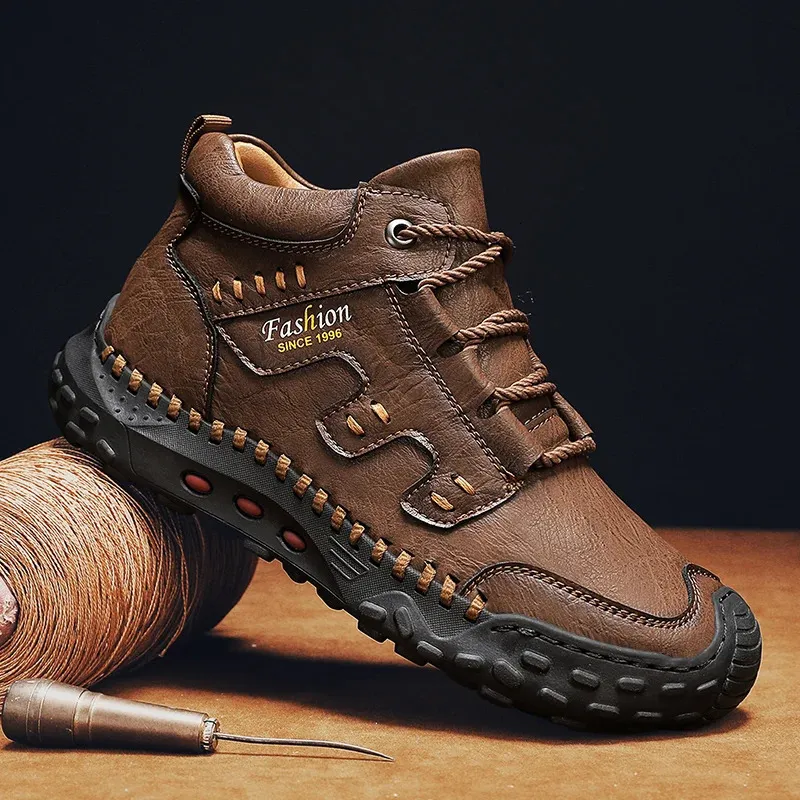 Stivali da uomo in pelle microfibra Sport all'aria aperta Scarpe da trekking alte antiscivolo per caviglia invernale in peluche opzionale di grandi dimensioni 231225