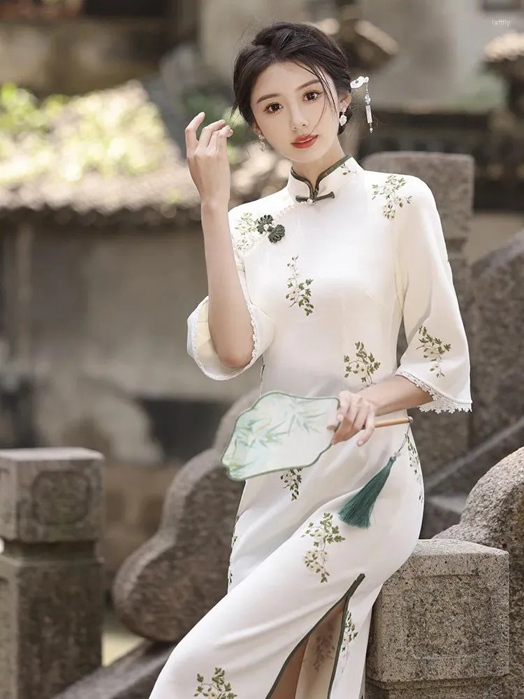 Ethnic Clothing Traditional Vintage Mandarin Collar Chinese Cheongsam Women Daily Dress Slim Flare Sleeve Chenille Qipao Femme