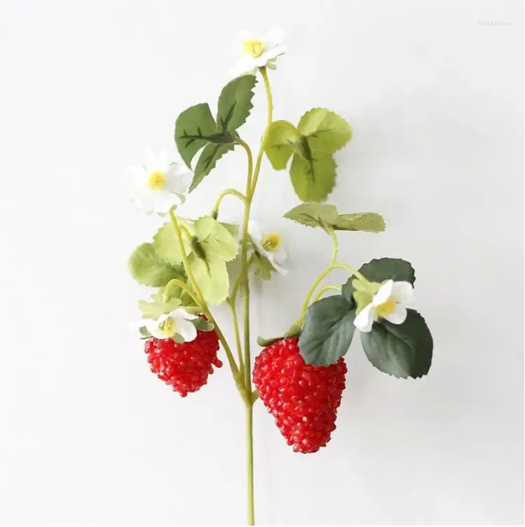 Fleurs décoratives Le mûrier de fraise à fleurs artificielles avec 2 gros fruits rouges décoration a été utilisé pour simuler les matériaux de bricolage des fruits BP057