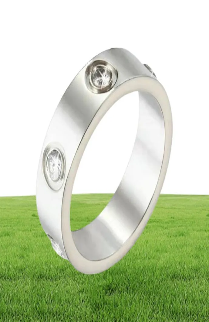 2022 Anillo de acero inoxidable de oro plateado de moda con cristal de diamante para hombres, niñas, mujeres, pareja en anillos de promesa de boda 2514372