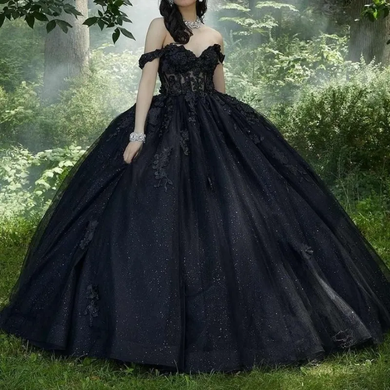Black Lace-Up Back Tulle Quinceanera Dress with Beads Lace Appliqu and Sweep Train from Dhgate Quinceanera Dresses - price 266.3 Black Lace-Up Back Tulle Quinceanera Dress with Beads Lace Appliqu and Sweep Train from Dhgate Quinceanera Dresses - price 266.3