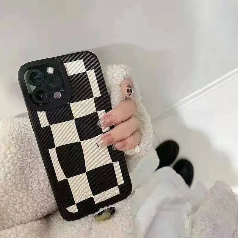 Checkerboard Pattern Creative Phone Case For iPhone 15 14 13 11 12 Pro Max 7 8 Plus X XS Max XR Shockproof Soft Back Cover Accessories 