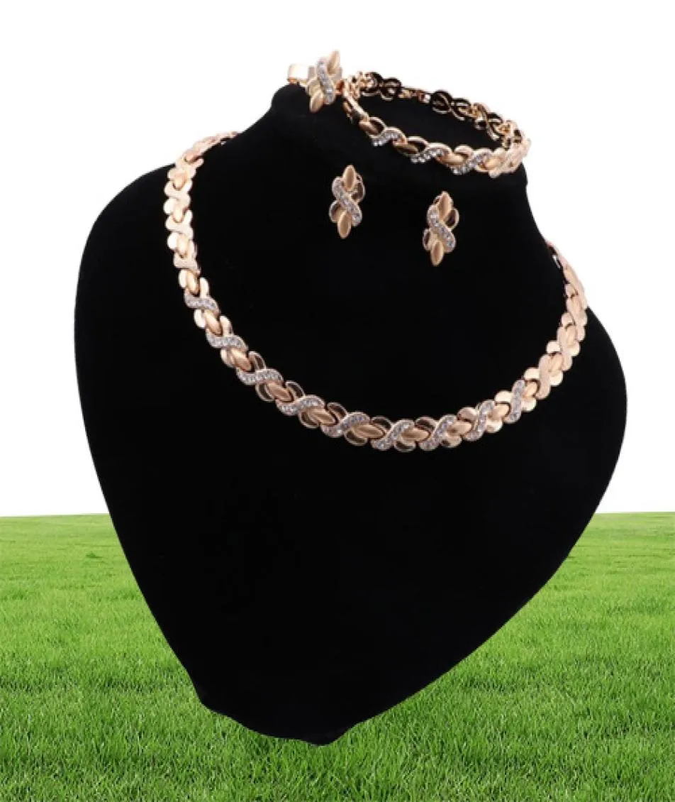 Nigeria Charme Braut Luxus Schmuck Silber Farbe Halskette Armband Ohrringe Ring Dubai Hochzeit Mode Schmuck Set4402452