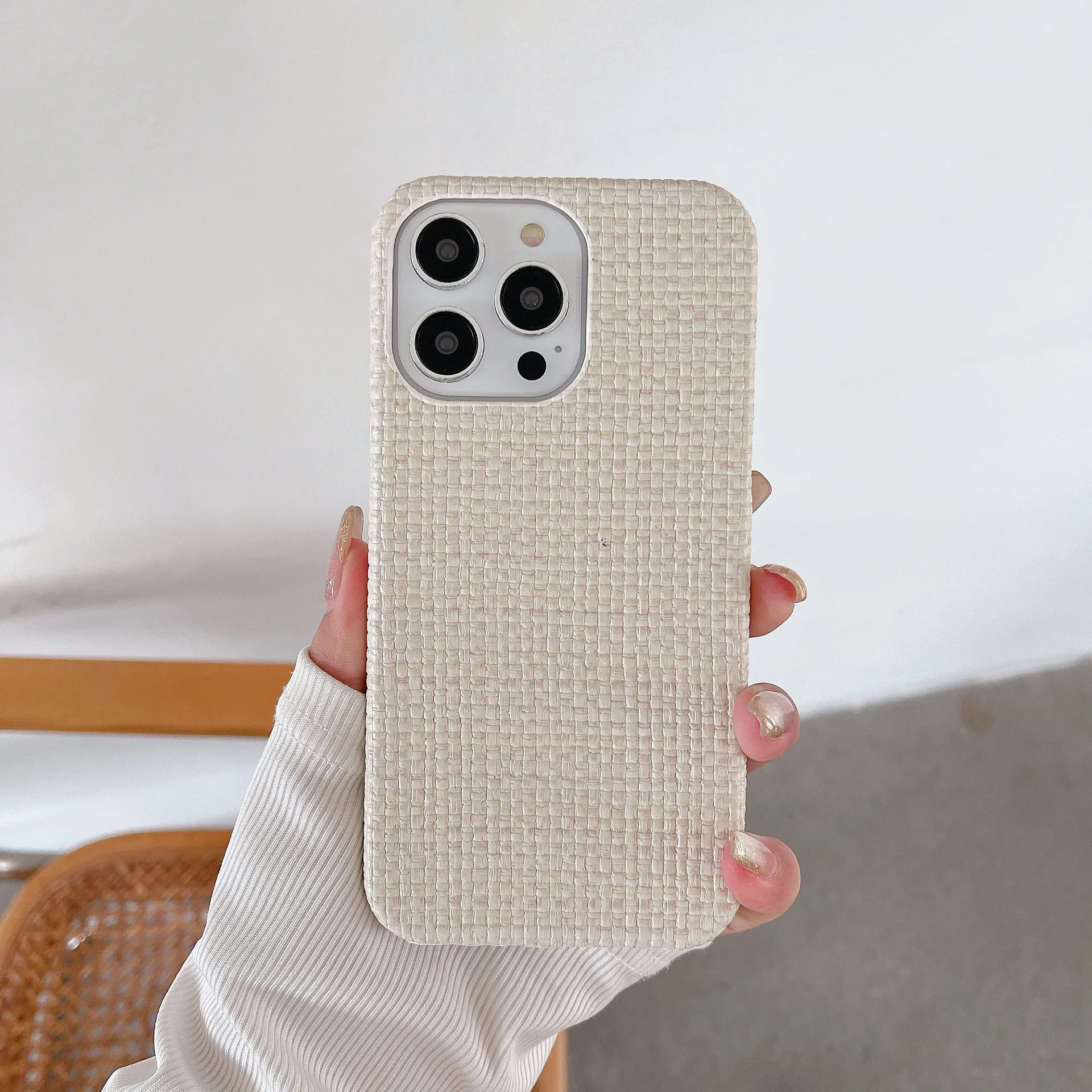 نمط بسيط منسوج لـ Apple 15Pro Phone Case Fall/Winter Sweater Color Non-Slip 12/11 Case