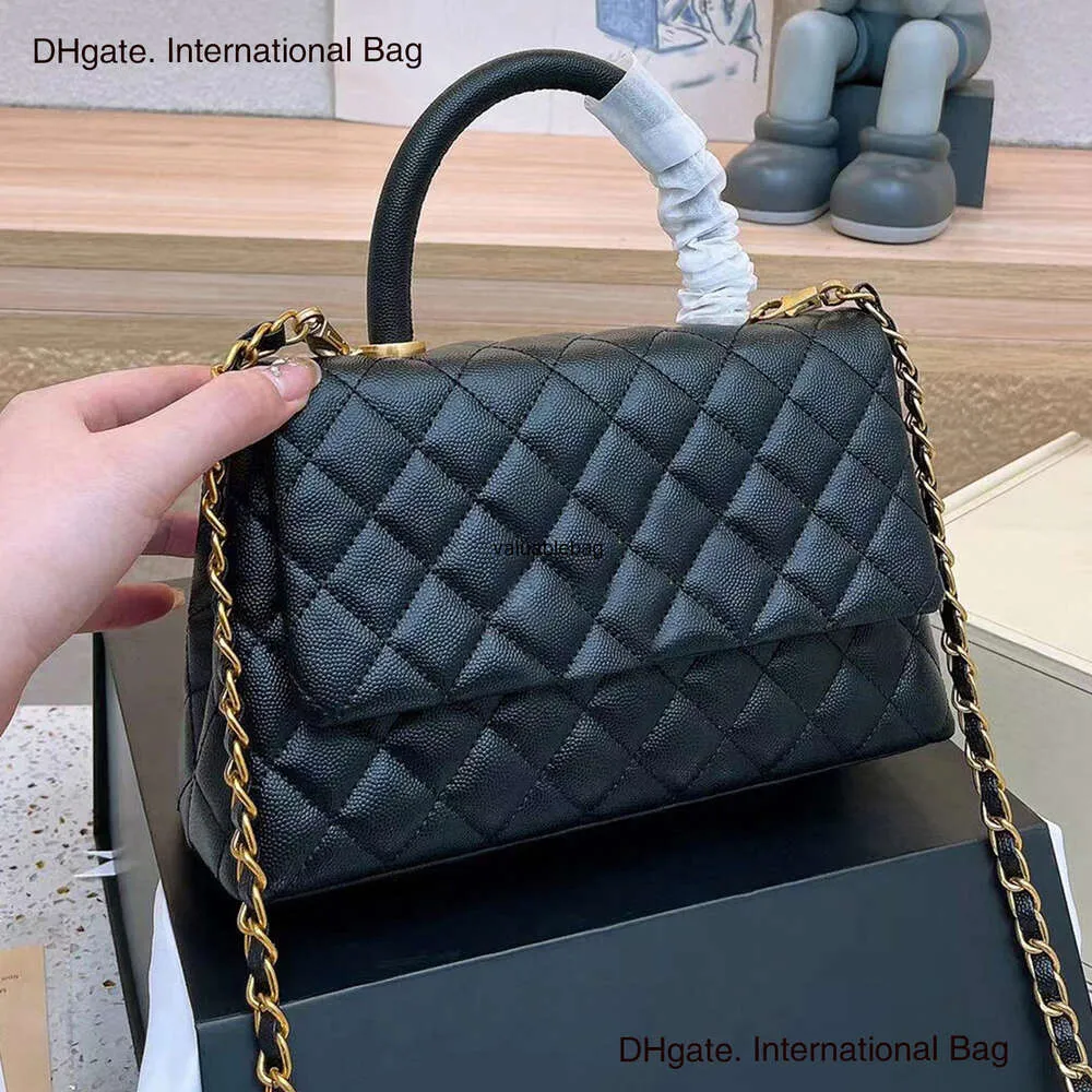 Coco Handle Handle Bag - حقيبة يد عالية الجودة مصممة مع مواد كافيار وليد سحلية للسيدات