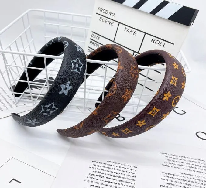 12color Retro Simple Korean Leather Designer Letters Print Headband Women Classic Vintage Grid Pattern Wide Edge Sponge Hair Hoop 2181965