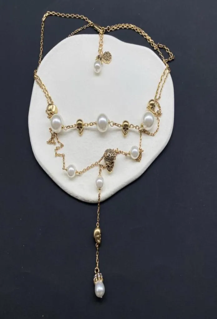 Nuovo design Ciondola perla nappa orecchini da donna asimmetrici Teschio Scheletro Micro intarsi diamanti donna doppio strato Collana Beetle9556628