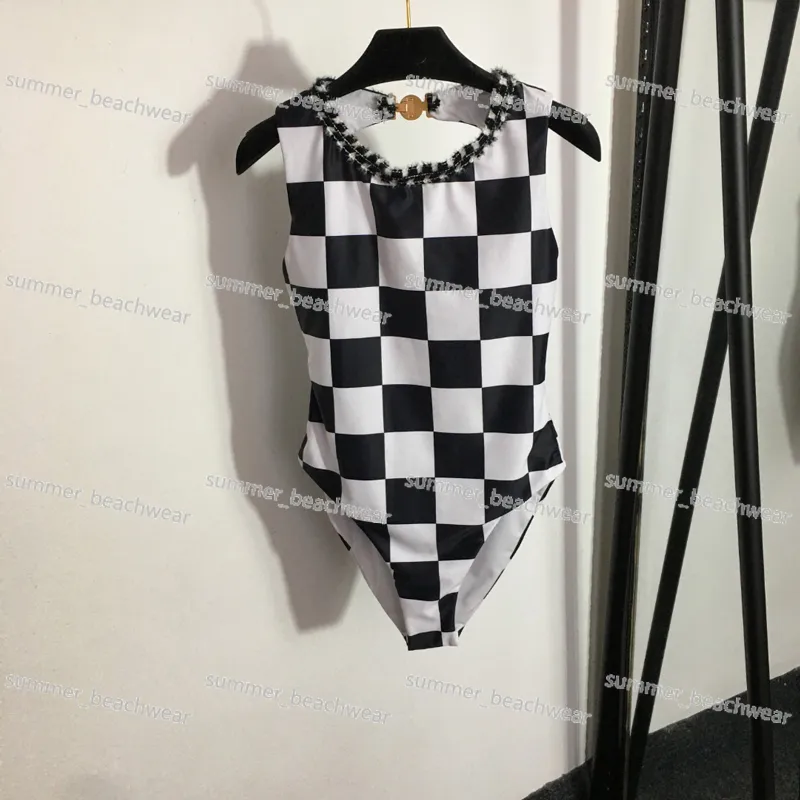 Sexy vazamento de biquíni preto branco quadriculado One Piece Designer de maiô de biquíni de praia para roupas de banho de surf de verão