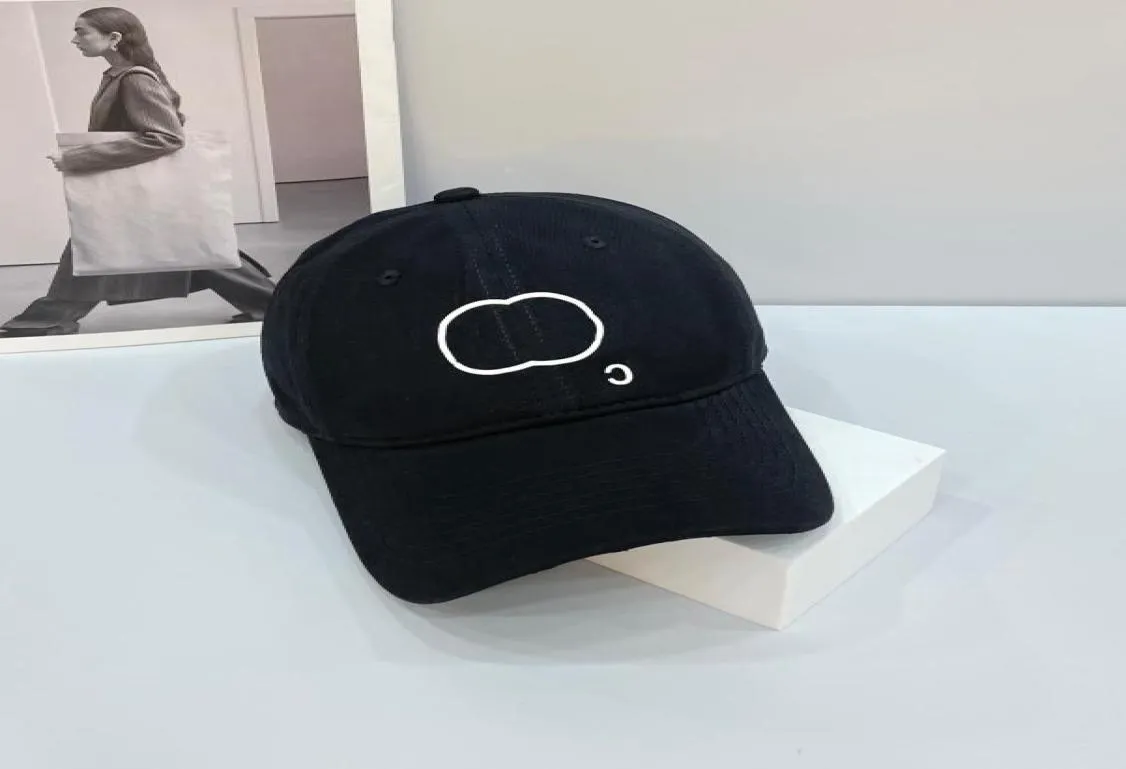 Designers baseball caps Luxurys Ball Cap Solid Color Letters Trendy Fashion Couples Caps Sports Temperament Hundred Take RU4661003