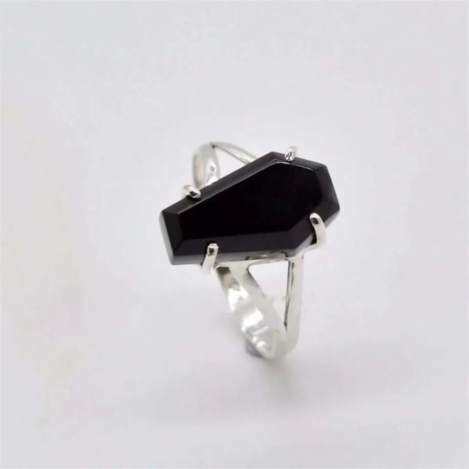 Cluster Rings Retro Black Imitation Coffin Shape Ring Vampire Halloween Punk Gothic Male And Female Hip Hop Party Jewelry Gift172t
