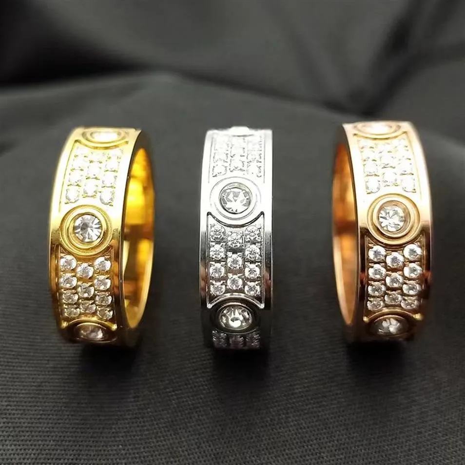 2022 Nieuwe luxe 3 rij diamanten liefdesring modepaar Crystal Wedding Rings Designer voor mannen Women Hoge kwaliteit 316L Titanium S219U