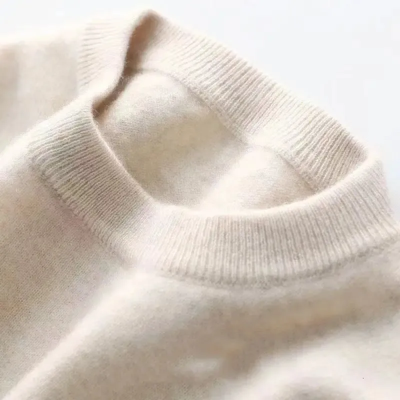 Autunno Inverno Uomo Maglioni morbidi Stile classico di base Business Casual Pullover lavorato a maglia Top in cotone Maglione sciolto Oneck maschile 231222