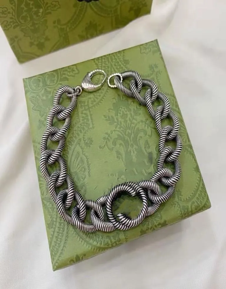 Top Luxury Bracelet Designer Chain for Man or Woman Vintage Thread Interlocking Wide Bracelet Fashion Jewelry Supply7614955
