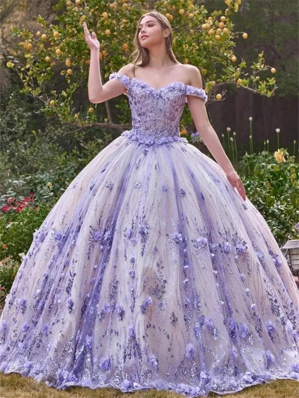 Off the Shoulder Ballgown Quinceanera Dress Prom Dress Princess Zipper Stängning Korsett Cocktail Party klänning Romantisk blommor Tiered Sweet 15 klänningar axellösa