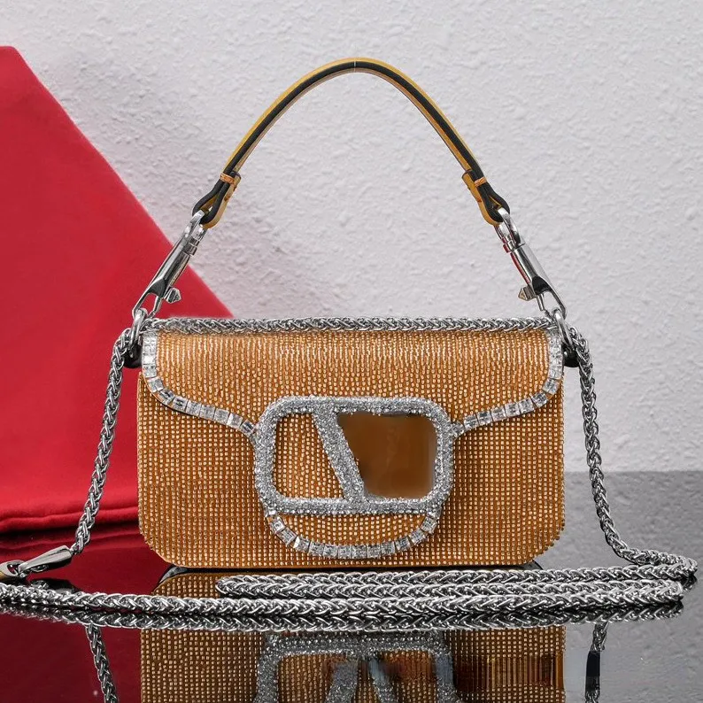 Women Designer Bags Crystal Diamond V Bucket Bag Crossbody Chain Flaps European and American Style Leather Underarm Bag