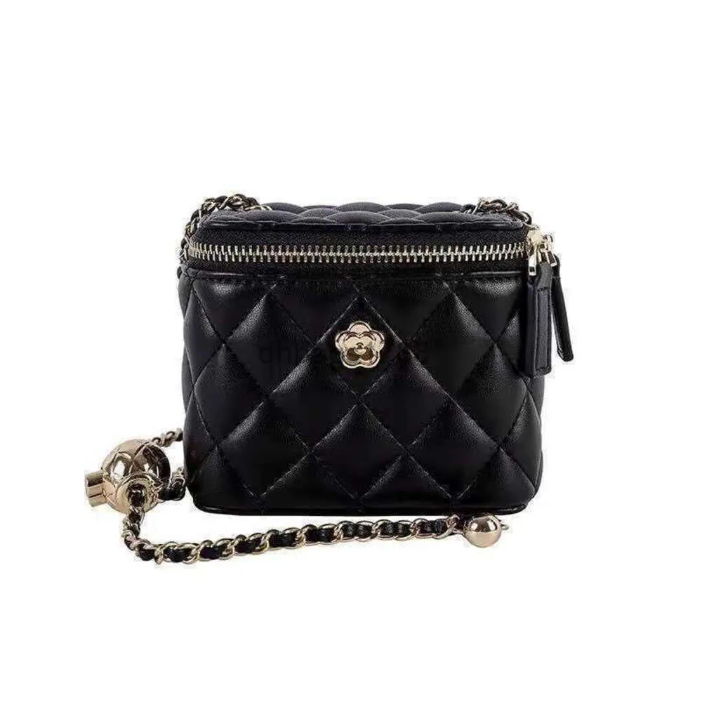 حقيبة Crossbody Secret Garden Camellia Flower Lingge Chain Small Women's 2024 New Trend Designer Procipag Sale Online Sale