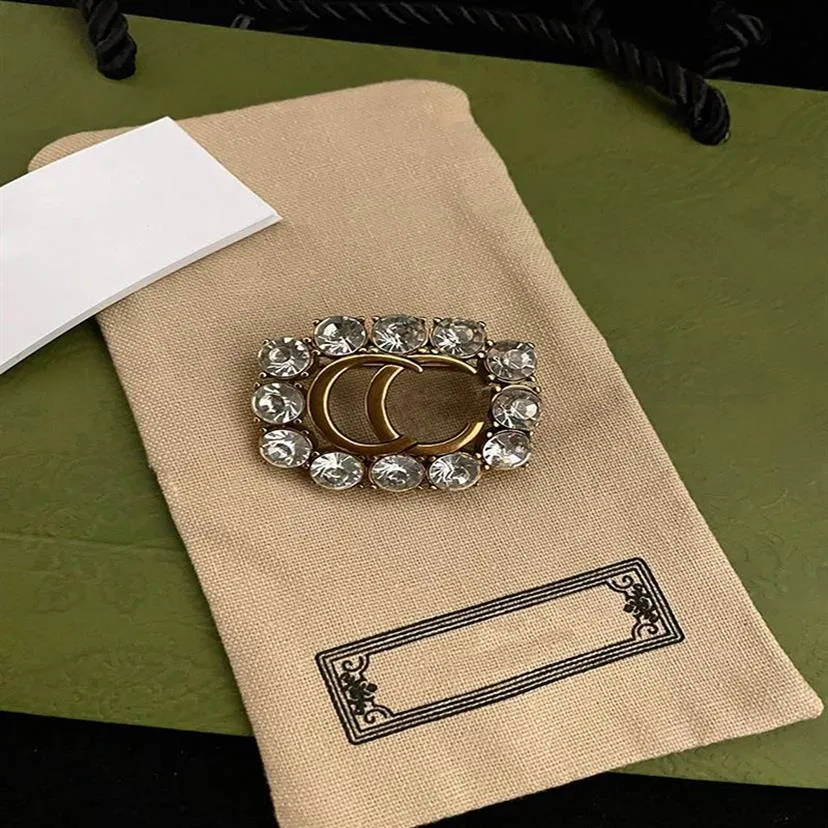 Luksurys Designers Jewerly Diamond Vintage Brooch Yellow Brass Letter Brawle 18K Gold Gold Brooch Party Broche 20292Z