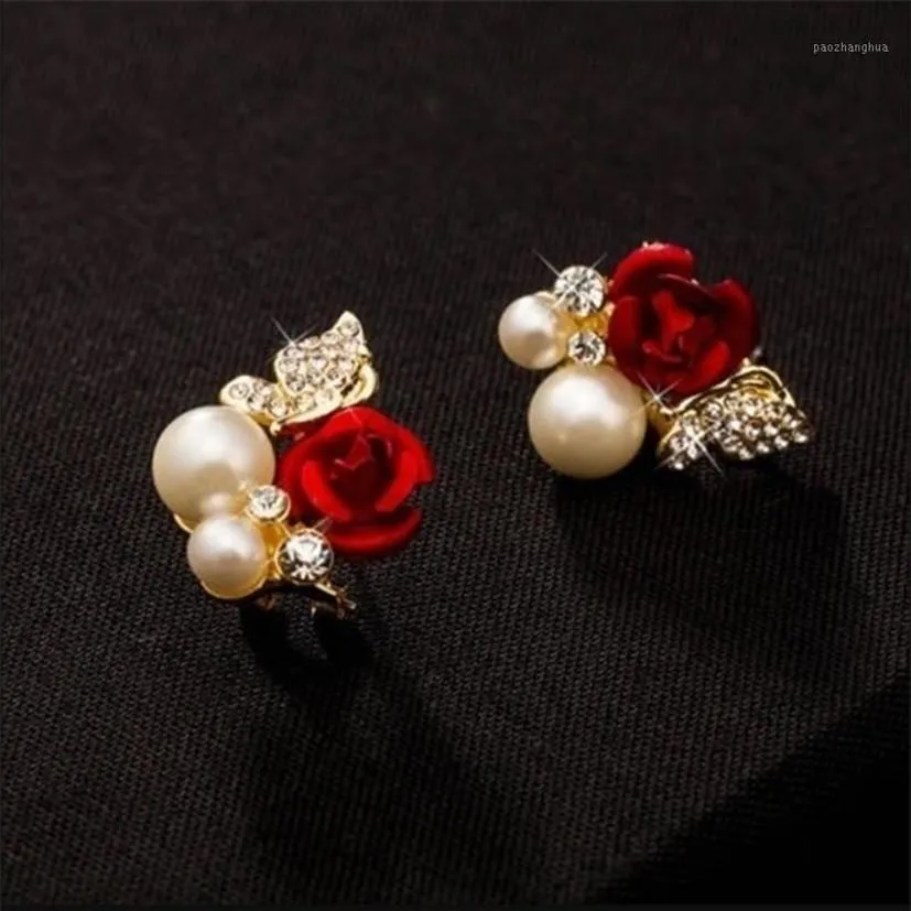 Orecchini floreali con borchie Bellissima rosa rossa imitazione Crystal Girl Pearl Simple Ear Jewelry Gift278P