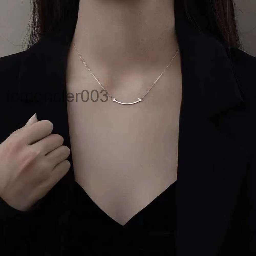 Ketting Counter Smile Ketting Vrouwelijk Sterling Zilver S925 Diamant Set Gezicht Mode Student Kraag Ketting Ontwerper E76L