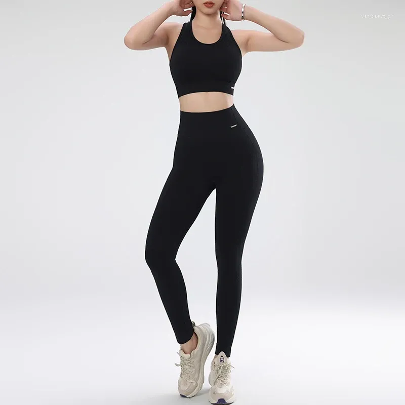 Aktive Sets Naqiyayaabei 2023 Yoga Set Leggings und Tops Fitness Sports Anzüge Fitnessstudio Kleidung BH Nahe Running Women Pant