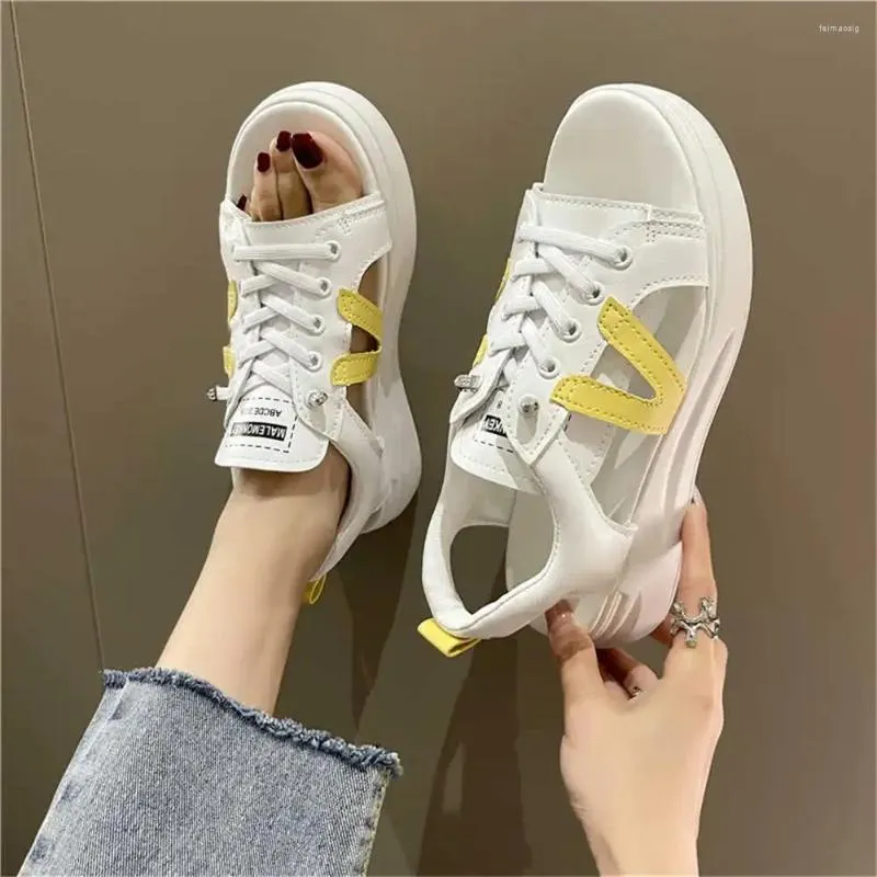 Sandals Bathroom Light Weight Womans Sneakers 38 35 Size Shoes Washable Slippers Sport Trnis Festival Technology