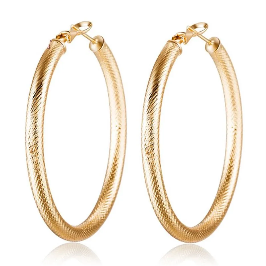 NYA COMINGS Fashion Womens 18k Yellow Gold Plated Hoop örhängen Huggie Charms Ear Studs smycken för Party257Z