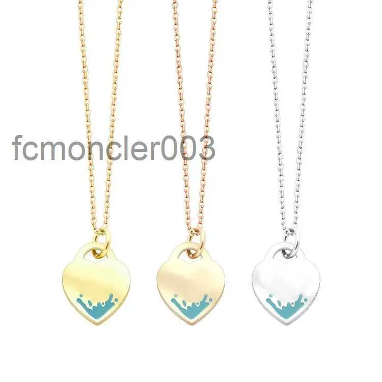 Fashion inossidabile acciaio T lettera Peach Heart Green Green Gold Collana d'argento Trade straniero Ladies Love Ciondolo per donna 3Zlg