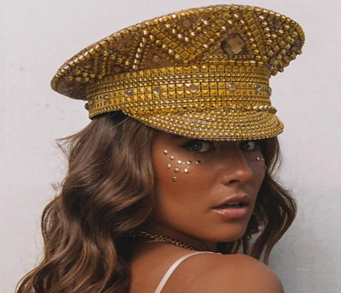 Berets Women Gold Sequin Burning Bride Military Hat Luxury Bridal Captain Sergeant Rhinestone Festival Birthday Part HatBerets5846882