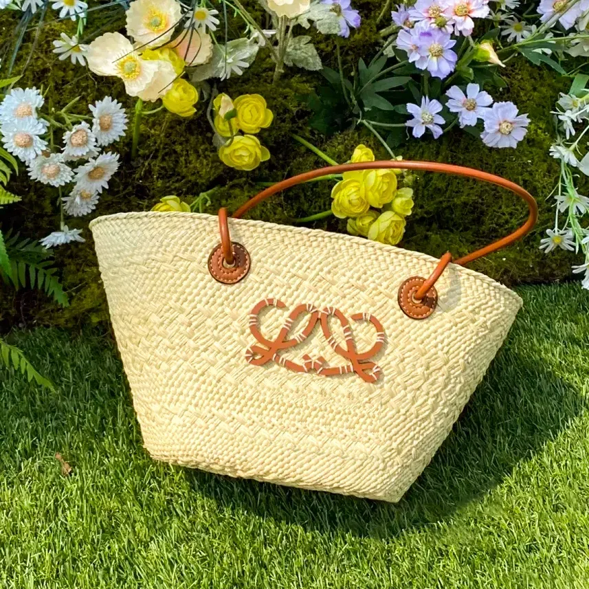 Женская корзина из рафии анаграмма Дизайнерская сумка Fold Shopper Соломенная сумка-тоут a5 Роскошная мужская сумка Сумка-ведро на плечо Летняя дорожная сумка Клатч через плечо Пляжные сумки