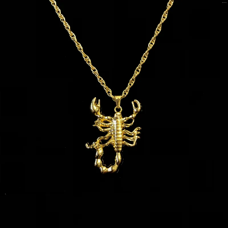 Colares pendentes Trendência 18K Gold Bathed Scorpion Colar Fashion Fashion Men's Masculino e Mulheres Hip Hop Rap Jewelry Birthday Gift