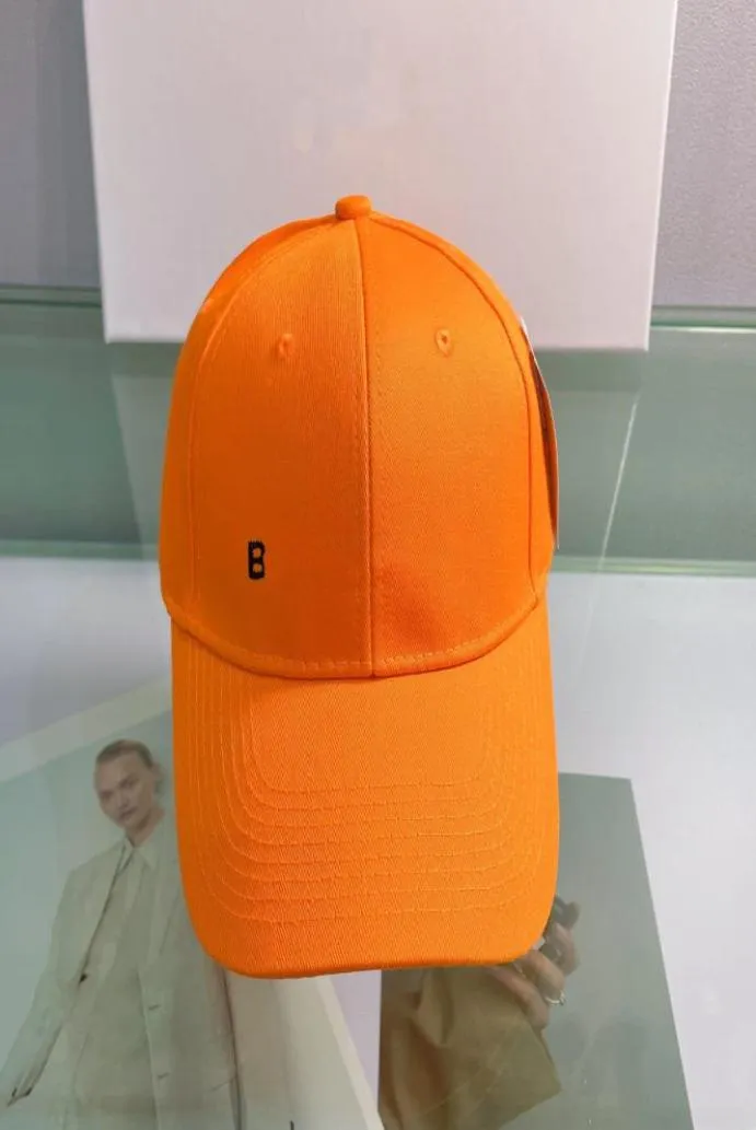 Tasarımcılar Beyzbol Caps Luxurys Beyzbol Kapağı Düz ​​Renkli Harf Dil Şapkaları Klasik Spor Mizaç Yüz Çift Çift 1420440