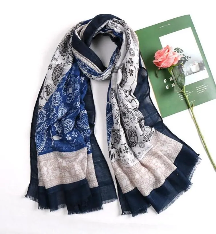Ethnische Paisley Baumwolle Hijab Schal Navy Cashew Kopftuch Blau Weiblichen Frühling 2021 Für Muslimische Frauen Schal Wraps Scarves1161062