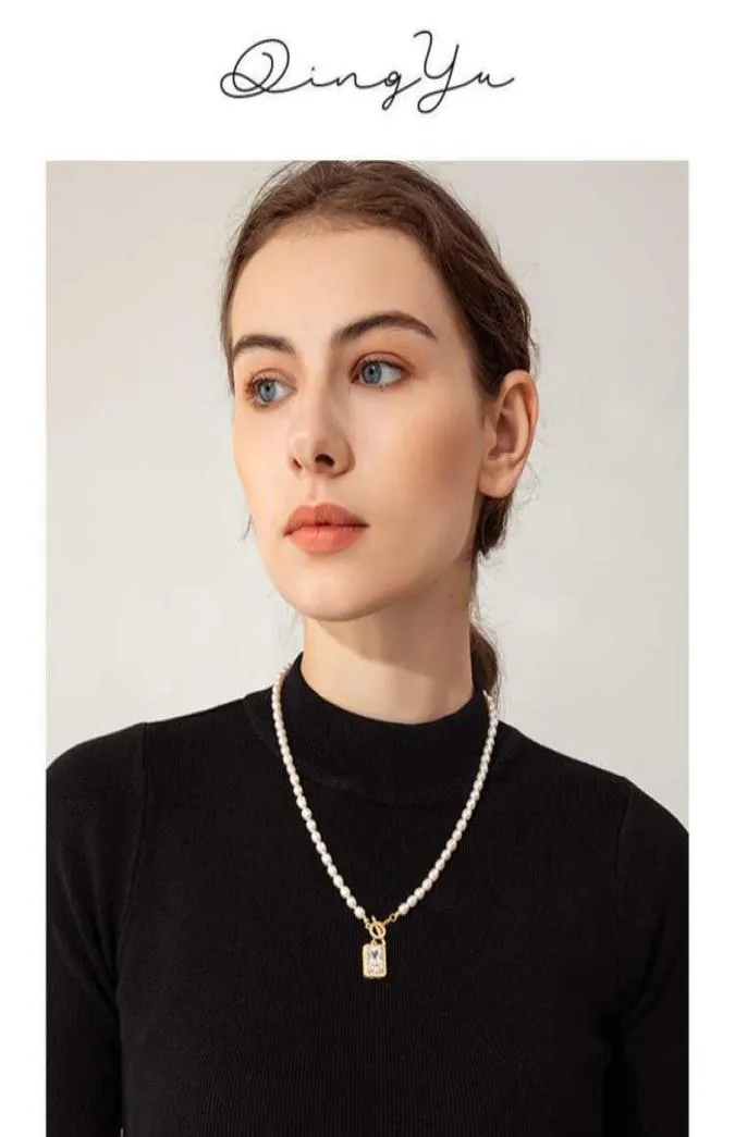 Collier de perles naturelles de sens élevé Women039s Mode Light Luxury Minority Design 2021 Nouveau simple automne et hiver pull chai4722083