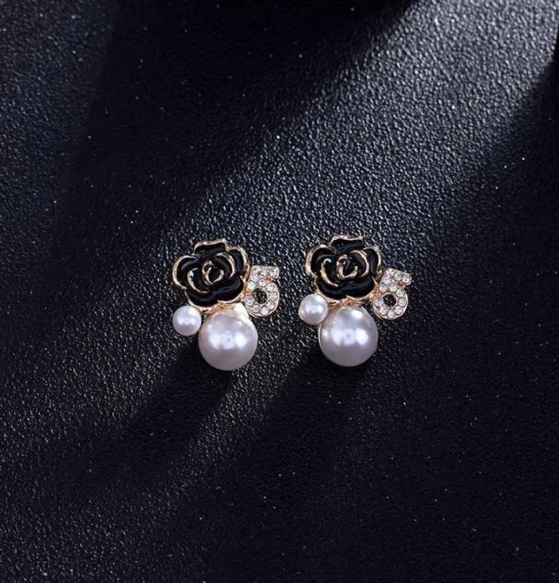 Stud 5 Camellia Flowers Asymmetric Earrings Shadow Quality Women Pink Flower Pearl2201458