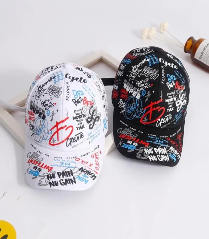 Quan Zhilong graffiti casquette de baseball lettres brodées coréen Harajuku hommes et femmes couples voyage chapeau plié casquette new3978176