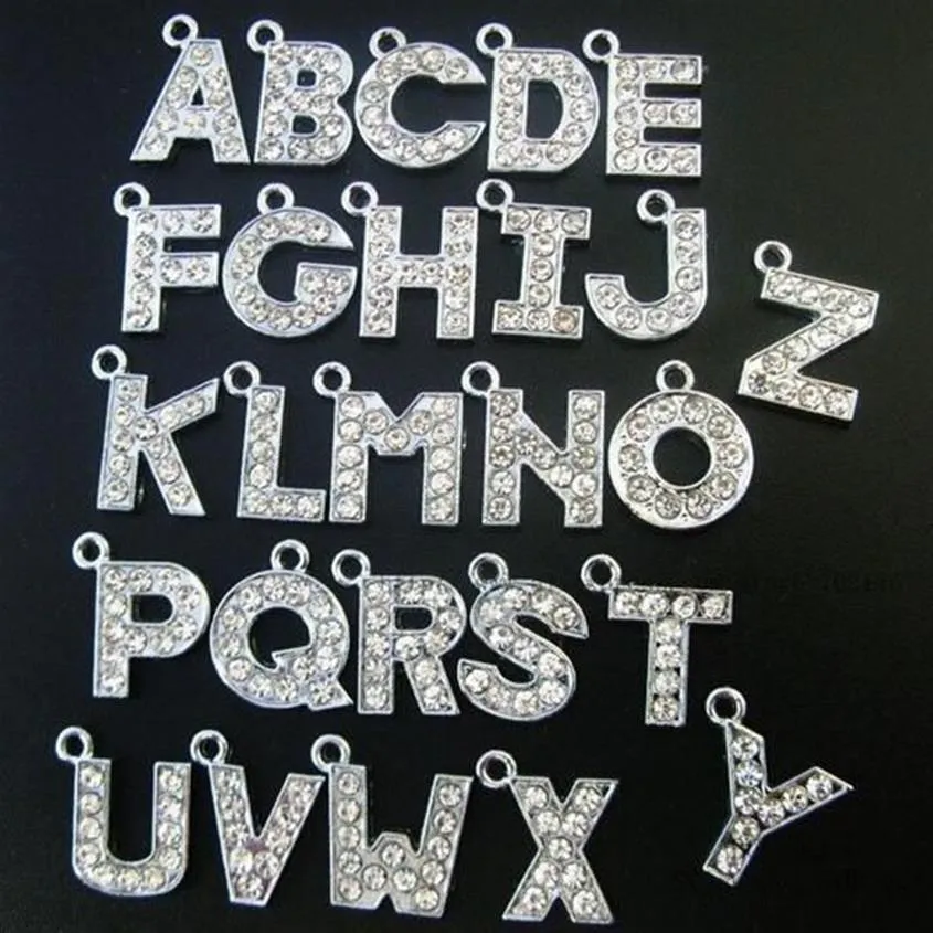 Jóias de moda Lot de 130pcs de 12 mm A-Z Rhinestones letra pendurar charme pingente DIY alfabeto ajuste para pulseira de couro