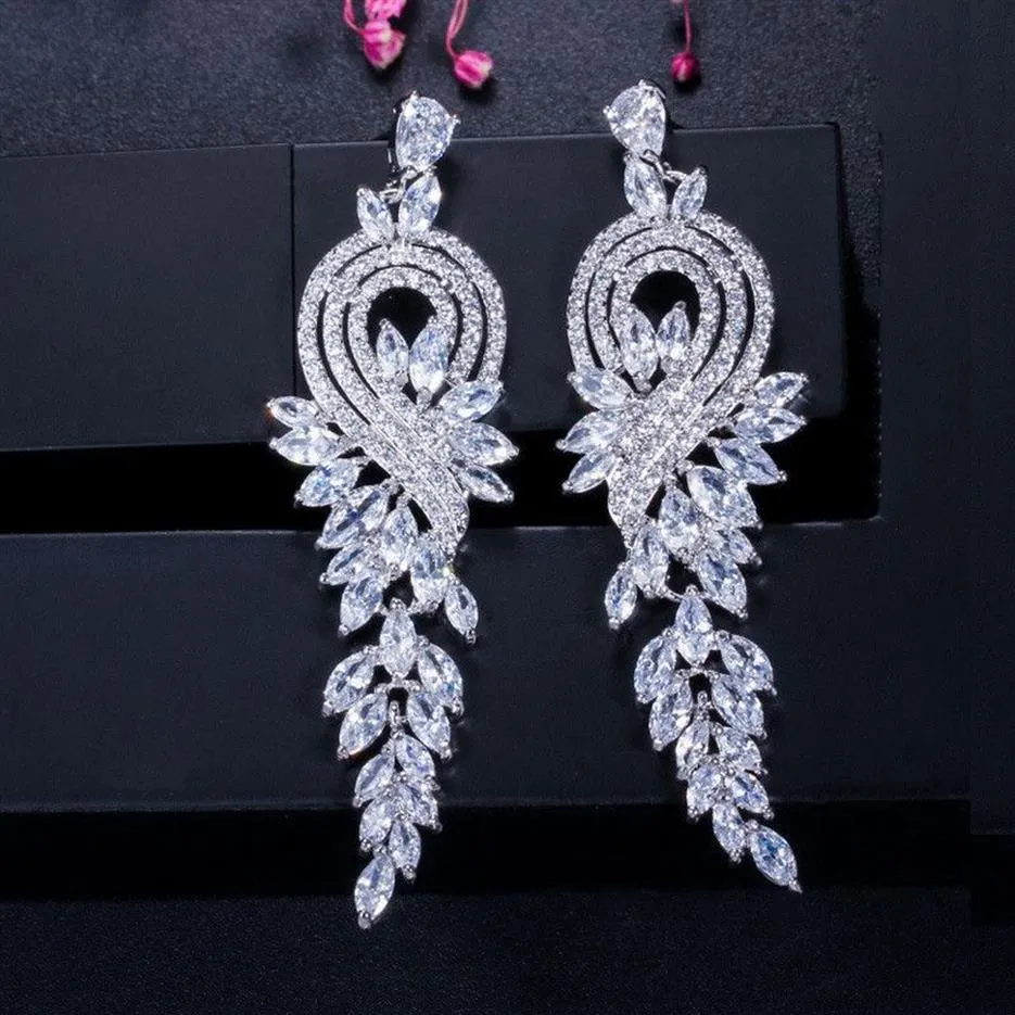 Moda borla larga circonita cuelga el diseñador del pendiente para la mujer fiesta 18k oro plata rojo azul blanco pendientes de diamantes América del Sur266u