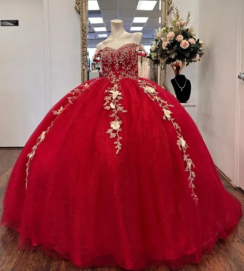 Quinceanera Dresses Red Party Prom Ball Gown Off-Shoulder Seveless Beaded Applique Sopeingined Tulleカスタムジッパーレースアッププラスサイズ