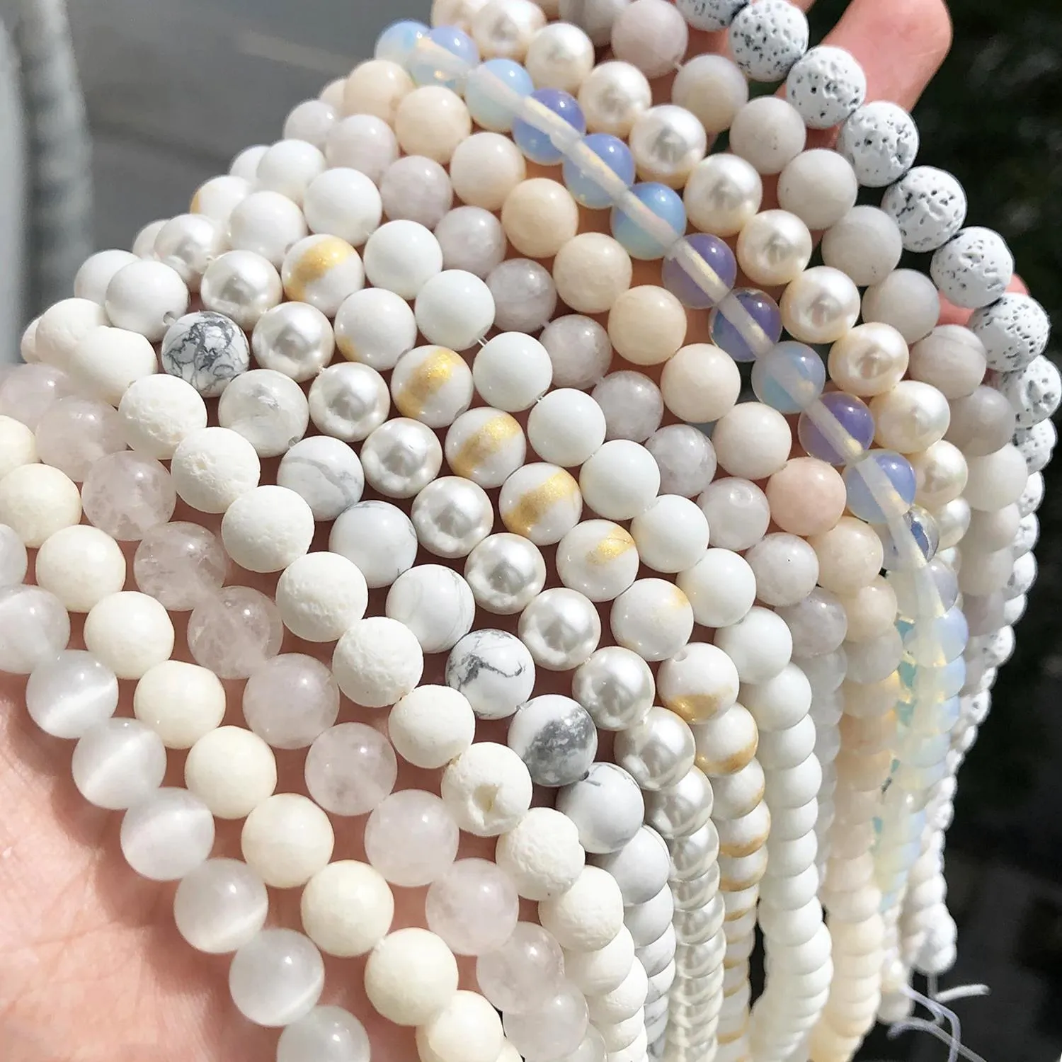 Collane Pietra preziosa naturale Opale bianco Pietra di luna Cristallo Agate Howlite Ematite Conchiglia Perla Perline rotonde per creazione di gioielli Braccialetti fai da te