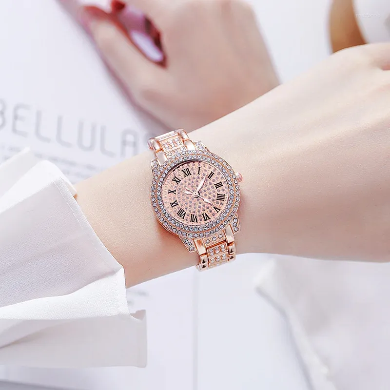 Wristwatches Imitate Diamond Inlaid Watches Chain Watch For Women Small Delicate Luxury Quartz Relogio Feminino Montre Femme