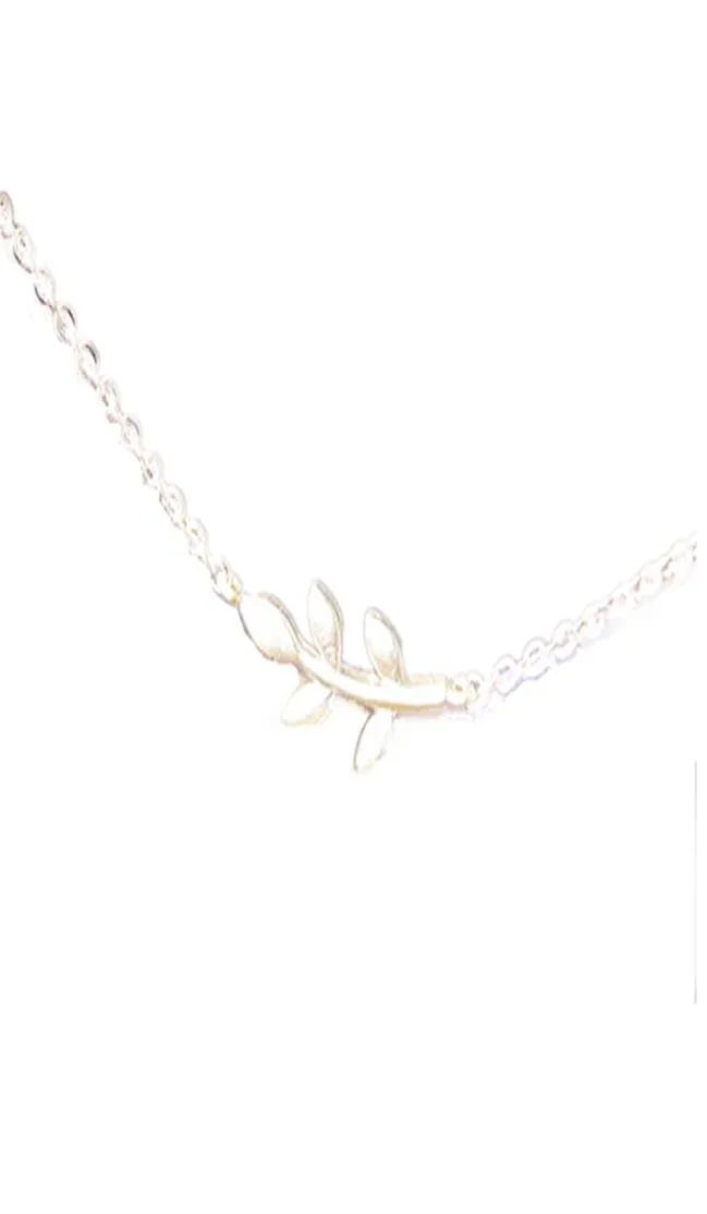 Fashion Sleek Twig Pendant Tree Branch Halsband The Leaves Halsband Gold White Rose Three Color Valfritt2399023