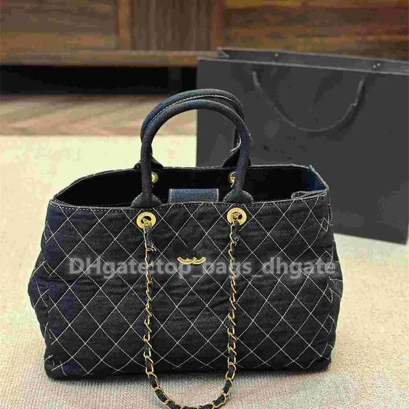 女性の高級ショッピングデザイナーショルダートートバッグ財布大きなバッグ容量デニムカジュアルハンドバッグチェーンクロスボディデザイナートート2024